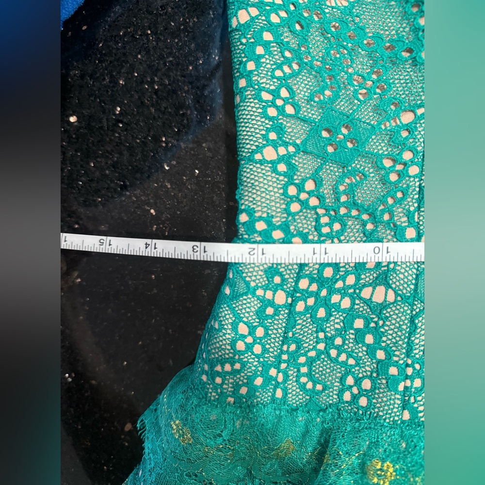 Helsi Emerald Green Lace Mini Dress Size XS – Tiered Ruffle Party Cocktail NWOT - Picture 5 of 6